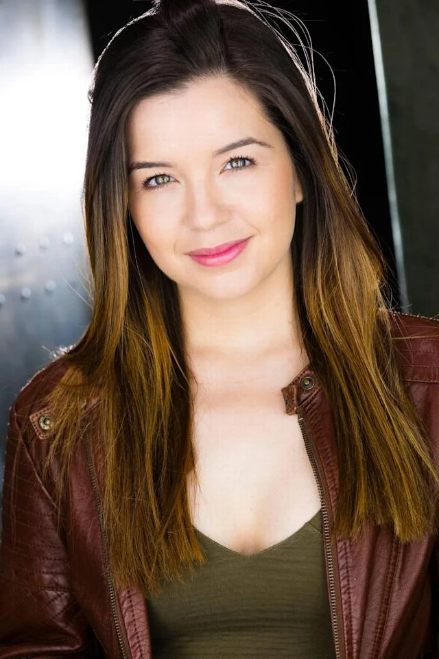 Ана Каролина Грахалес